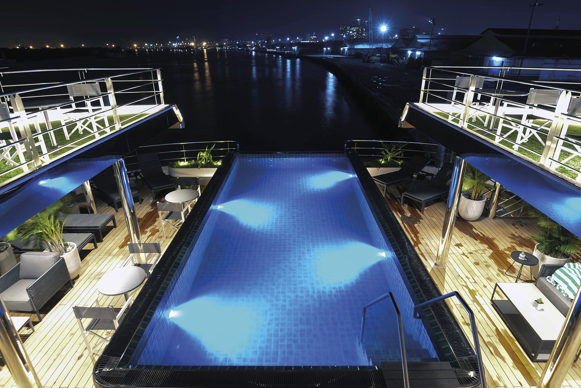 Emerald Waterways - Emerald Harmony - Pool Deck Sun Deck _6_.jpg
